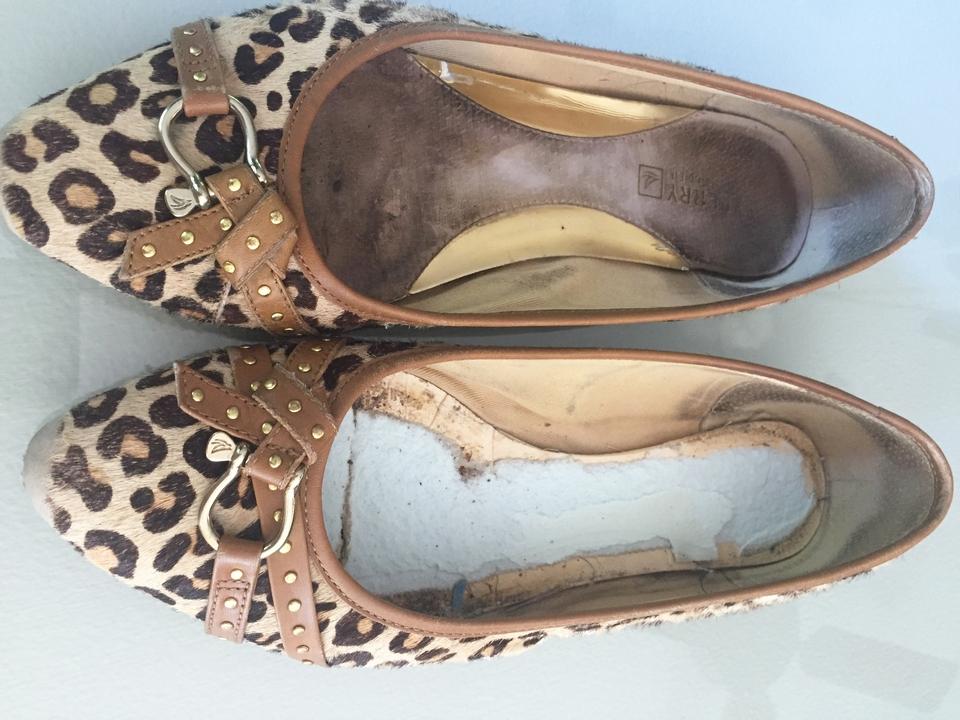 Best foot forward? Saving the spotted shoes | Amy Mangan